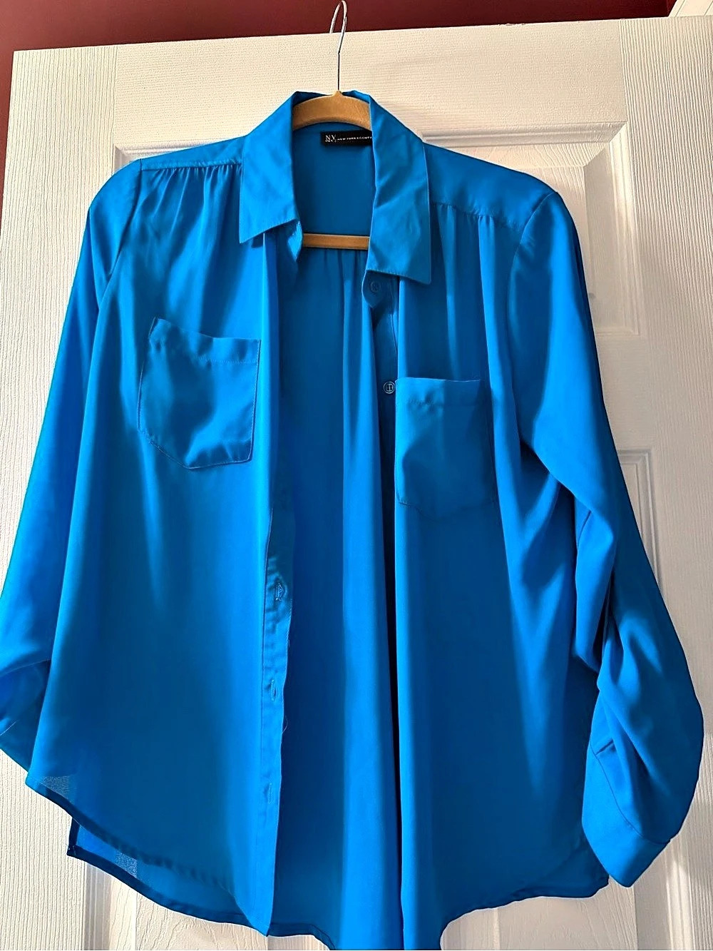New York & Company Blue Button Down Shirt Size Medium Like New